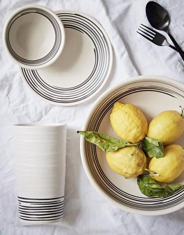 Salamanca Dinner Plate in Black & White Stripe